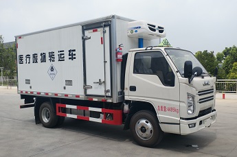 程力威牌CLW5044XYYJ6型醫(yī)療廢物轉(zhuǎn)運(yùn)車